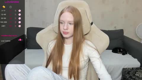 Milena and Jasper online show from 09/24/25, 08:23