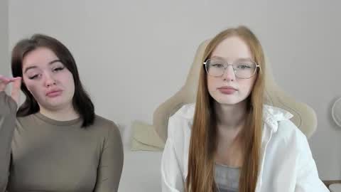 Milena and Jasper online show from 02/12/26, 04:51