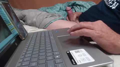 mimes32 online show from 11/01/25, 08:49