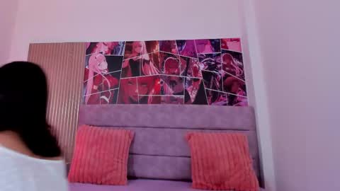 Snapshot of mimi_blossom chatting on 02/26/26, 11:42 Mila online show from 02/26/26, 11:42