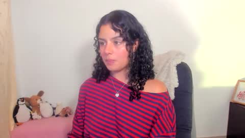 Snapshot of mimi_sa chatting on 05/06/26, 02:51 Mimii online show from 05/06/26, 02:51