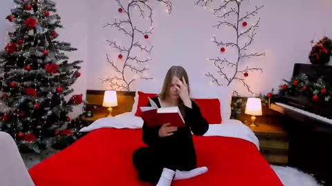 Kelly online show from 01/15/25, 09:24