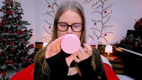 Kelly online show from 01/22/25, 06:10