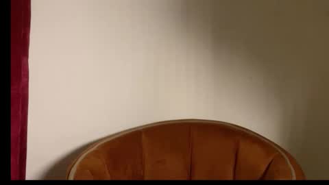 mimi online show from 09/13/25, 12:38