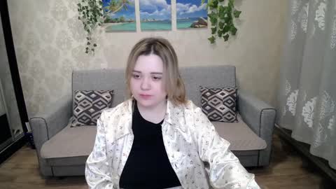 mimimishel_69 online show from 03/08/25, 01:17
