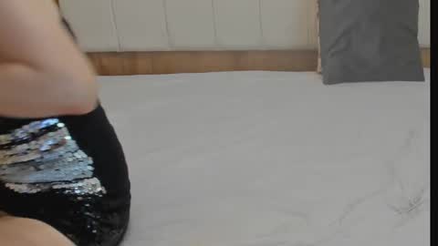 Snapshot of mimixo99 chatting on 10/30/25, 09:04 mimixo99 online show from 10/30/25, 09:04