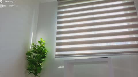 mimmyfit1 online show from 01/22/25, 08:49