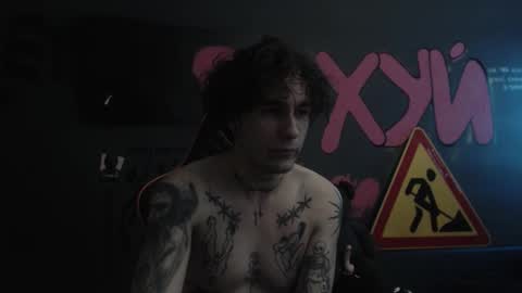 Max online show from 11/14/25, 01:32