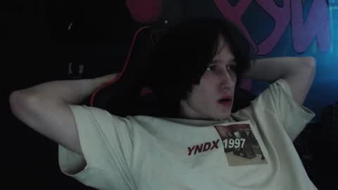 Max online show from 02/04/26, 06:47