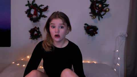 hi Im Mina  online show from 12/25/24, 01:31