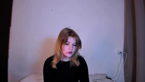 hi Im Mina  online show from 01/06/25, 01:31