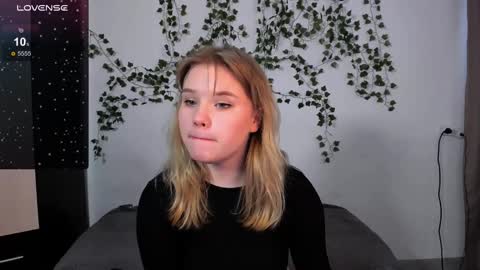 hi Im Mina  online show from 02/24/25, 04:38