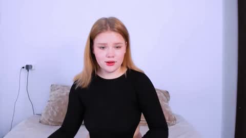 hi Im Mina  online show from 10/25/25, 02:30