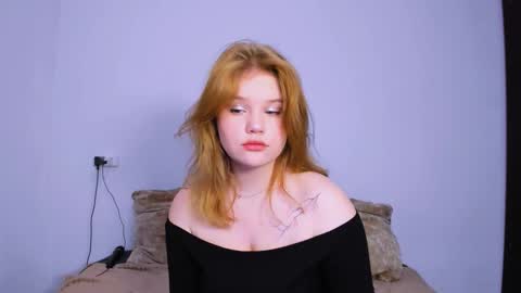 hi Im Mina  online show from 11/28/25, 01:41