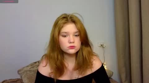 Snapshot of mina27372 chatting on 02/20/26, 10:49 hi Im Mina online show from 02/20/26, 10:49