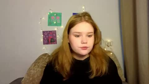 Snapshot of mina27372 chatting on 03/04/26, 06:41 hi Im Mina online show from 03/04/26, 06:41