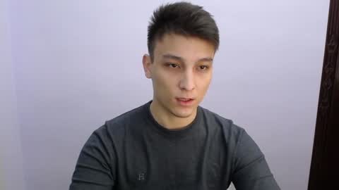 Snapshot of minato_kabuki chatting on 12/20/24, 04:04 MINATO online show from 12/20/24, 04:04