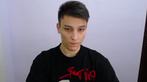 Snapshot of minato_kabuki chatting on 12/22/24, 11:31 MINATO online show from 12/22/24, 11:31