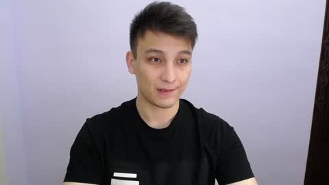 Snapshot of minato_kabuki chatting on 12/23/24, 10:33 MINATO online show from 12/23/24, 10:33