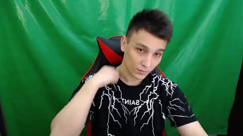 Snapshot of minato_kabuki chatting on 11/15/25, 12:19 MINATO online show from 11/15/25, 12:19