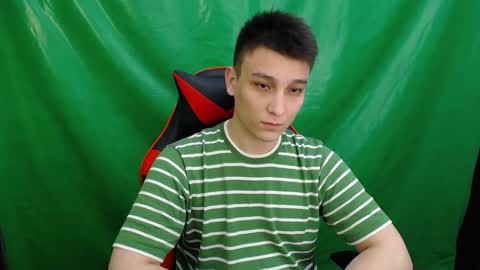 Snapshot of minato_kabuki chatting on 11/15/25, 08:05 MINATO online show from 11/15/25, 08:05