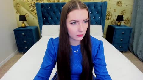 Snapshot of minchelskatrina chatting on 01/11/25, 07:17 minchelskatrina online show from 01/11/25, 07:17