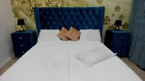 Snapshot of minchelskatrina chatting on 11/12/25, 08:04 minchelskatrina online show from 11/12/25, 08:04