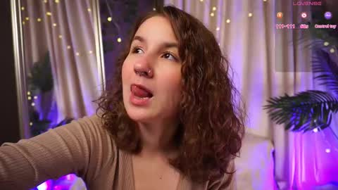 Snapshot of mind__game chatting on 10/08/25, 05:49 Frances Next streams Thu Fri Sat 8am - 4pm GMT3 online show from 10/08/25, 05:49