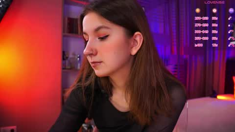 Frances  Next streams Thu Fri Sat 8am -  4pm GMT3 online show from 03/10/26, 05:45