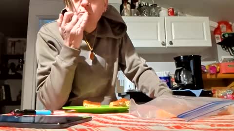 mindbodysoul_13 online show from 05/12/26, 09:34