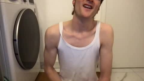 Snapshot of mindly chatting on 12/13/24, 08:26 Mindly online show from 12/13/24, 08:26