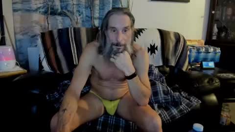 Snapshot of mindphuk chatting on 01/14/25, 01:04 mindphuk online show from 01/14/25, 01:04