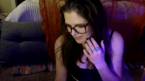 Snapshot of mindymounds chatting on 06/03/26, 05:10 Mindy online show from 06/03/26, 05:10