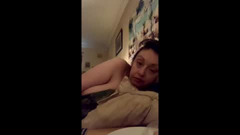 please subscribe to my fansly  please no video or photos must be recorded or re sold online show from 04/01/26, 06:25