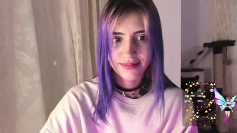 Snapshot of minefoxy2 chatting on 12/12/24, 08:47 Amber online show from 12/12/24, 08:47