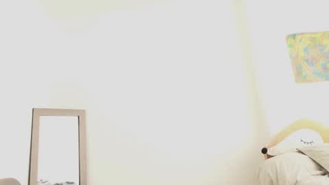 Snapshot of minefoxy2 chatting on 03/10/25, 01:21 Amber online show from 03/10/25, 01:21