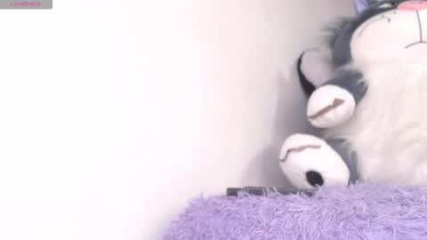 minene_mikami online show from 10/11/25, 02:04