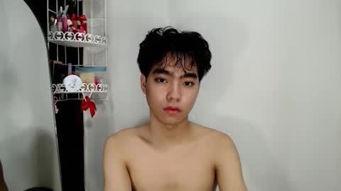 mingkla_man online show from 03/20/26, 07:13