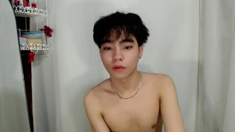 mingkla_man online show from 03/25/26, 05:13