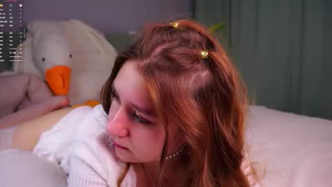 Snapshot of minhgrow chatting on 02/20/26, 01:46 Mary online show from 02/20/26, 01:46