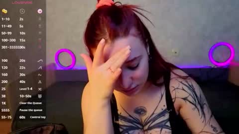 Snapshot of mini_lady2 chatting on 10/23/25, 10:14 Ruby online show from 10/23/25, 10:14