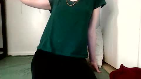 Snapshot of mini_marshmallows chatting on 02/07/26, 09:51 mini_marshmallows online show from 02/07/26, 09:51