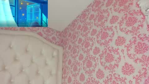 Mini Rouse online show from 04/19/26, 06:10