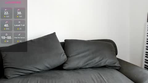 Maya online show from 02/10/25, 03:03