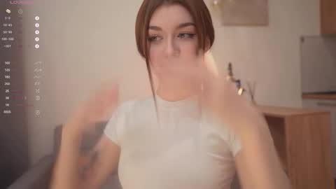 Snapshot of minirini chatting on 10/01/25, 03:51 Rina online show from 10/01/25, 03:51