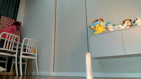 Minji online show from 04/11/26, 01:26