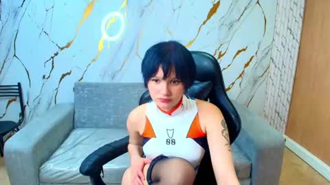 Minji online show from 07/31/26, 07:57