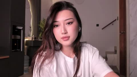 minnie_jin online show from 12/05/25, 03:20