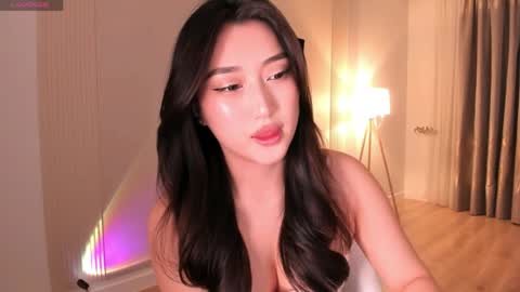 Snapshot of minnie_jin chatting on 05/21/26, 02:24 minnie_jin online show from 05/21/26, 02:24