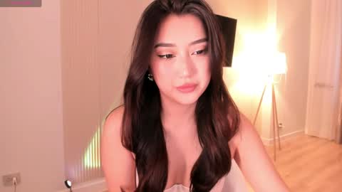 Snapshot of minnie_jin chatting on 05/27/26, 12:35 minnie_jin online show from 05/27/26, 12:35